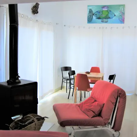 Semesterbostad Cosmos *