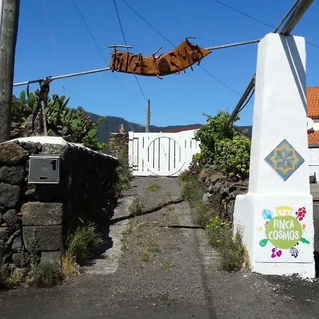 Cosmos Semesterbostad